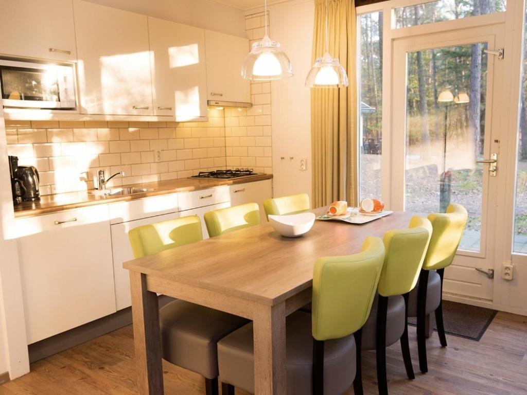 Landal Miggelenberg Hotel Hoenderloo Esterno foto
