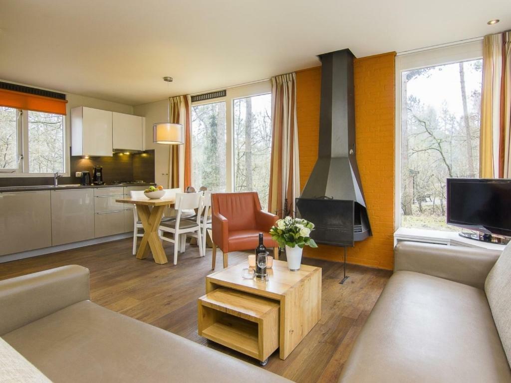 Landal Miggelenberg Hotel Hoenderloo Esterno foto