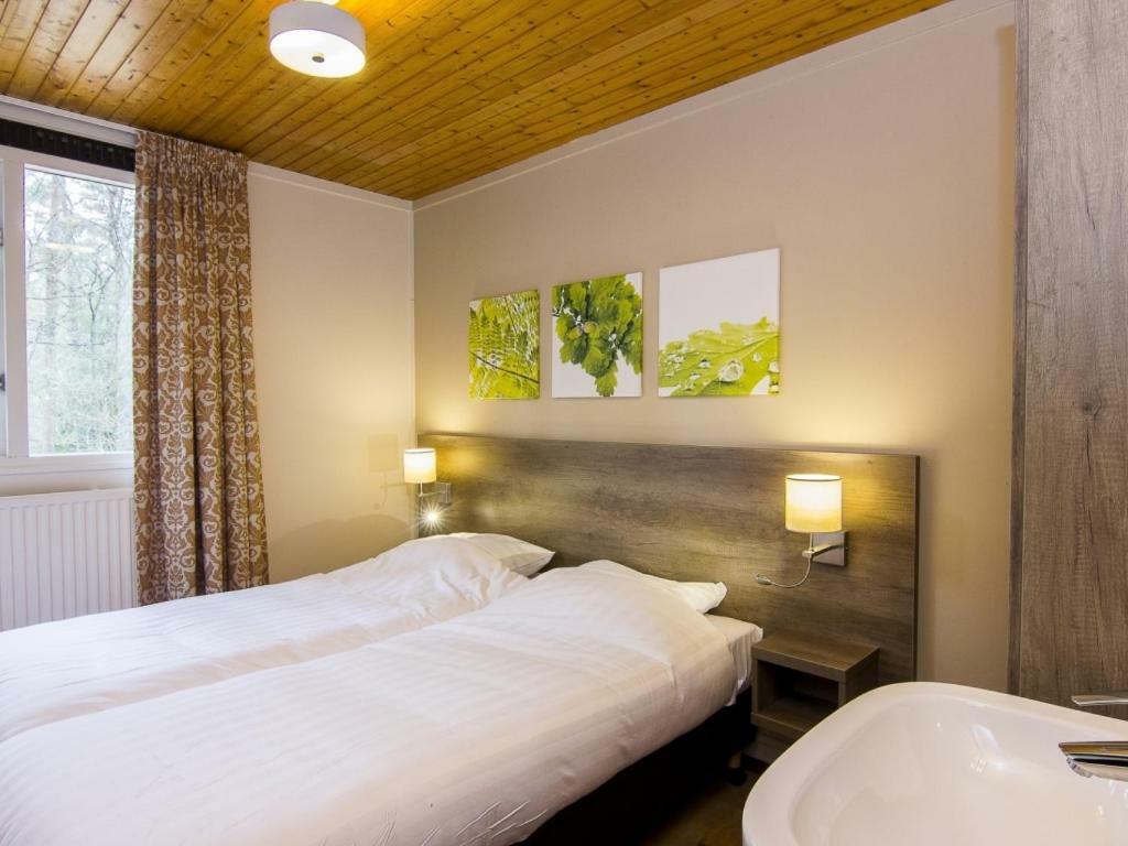 Landal Miggelenberg Hotel Hoenderloo Esterno foto
